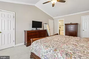 14390 Round Lick Ln, Centreville, VA 20120 - Photo 36
