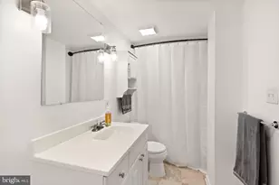 3245 Rio Dr, Falls Church, VA 22041 - Photo 18