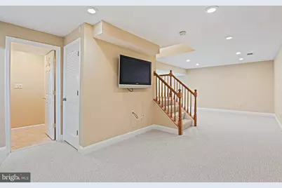 11919 Latigo Lane, Oakton, VA 22124 - Photo 28