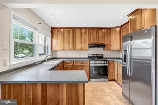 8406 Wagon Wheel Rd, Alexandria, VA 22309 - Photo 14