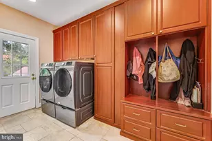 1104 Safa St, Herndon, VA 20170 - Photo 24