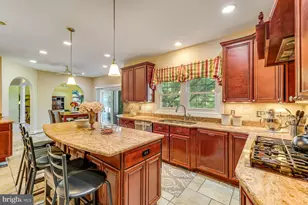 1104 Safa St, Herndon, VA 20170 - Photo 20