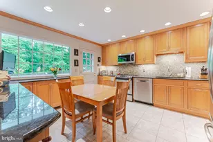 8130 Saxony Dr, Annandale, VA 22003 - Photo 4