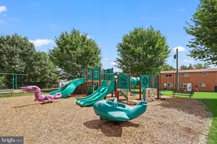 609 Jefferson St, Herndon, VA 20170 - Photo 24