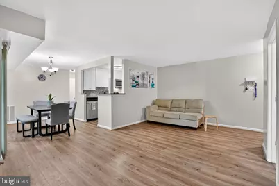 2911 Charing Cross Road #8, Falls Church, VA 22042 - Photo 6