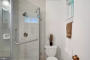 10000 Eastlake Dr, Fairfax, VA 22032 - Photo 28