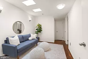 11609 Sourwood Ln, Reston, VA 20191 - Photo 46