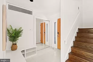 11609 Sourwood Ln, Reston, VA 20191 - Photo 12