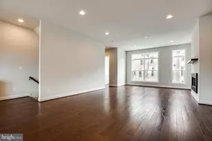 4488 Lateleaf Trl, Fairfax, VA 22030 - Photo 14