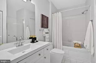 8181 Carnegie Hall Ct, Vienna, VA 22180 - Photo 12