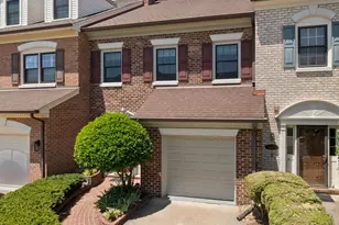 6258 Masefield Ct, Alexandria, VA 22304 - Photo 2
