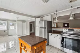 3503 Maple Ct, Falls Church, VA 22041 - Photo 18