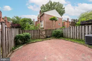 10139 Oakwood Chase Ct, Oakton, VA 22124 - Photo 32