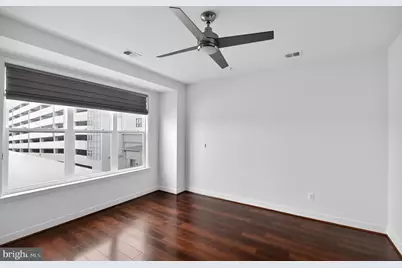 8319 Looking Glass Way, Fairfax, VA 22031 - Photo 18