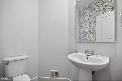 8319 Looking Glass Way, Fairfax, VA 22031 - Photo 16