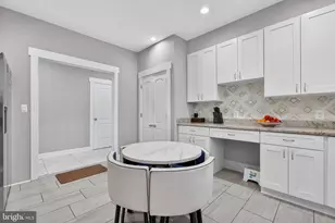 3925 Ashwood Pl, Falls Church, VA 22041 - Photo 20