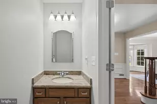 9127 Scott St, Springfield, VA 22153 - Photo 20