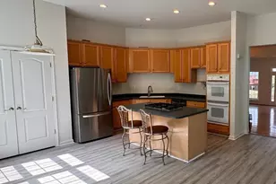13642 Flying Squirrel Dr, Herndon, VA 20171 - Photo 4