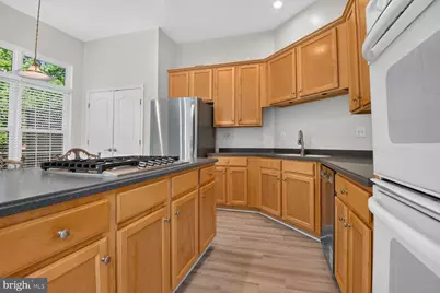 13642 Flying Squirrel Drive, Herndon, VA 20171 - Photo 10