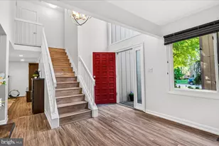 9013 Fort Craig Dr, Burke, VA 22015 - Photo 6