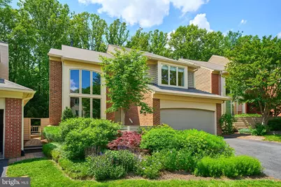 1402 Hemingway Court, Reston, VA 20194 - Photo 2