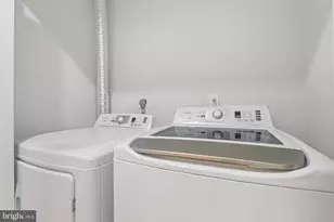 6139 Franconia Station Ln, Alexandria, VA 22310 - Photo 14