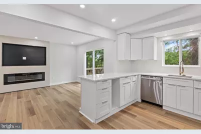 6139 Franconia Station Lane, Alexandria, VA 22310 - Photo 10