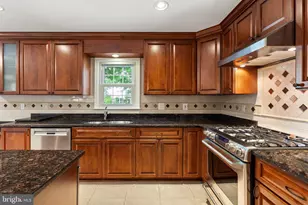 14444 N Slope St, Centreville, VA 20120 - Photo 18