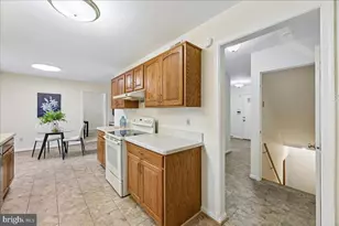 5032 King David Blvd, Annandale, VA 22003 - Photo 10