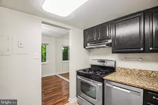 1417 Northgate Square, Reston, VA 20190 - Photo 10