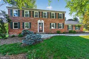 1108 Riva Ridge Dr, Great Falls, VA 22066 - Photo 1