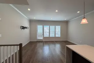 4653 Charger Pl, Chantilly, VA 20151 - Photo 8