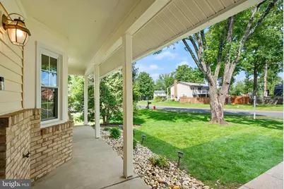 8906 Tailcoat Court, Springfield, VA 22153 - Photo 8