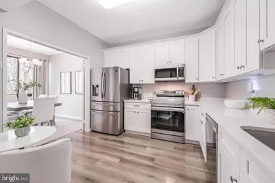 11564 Rolling Green Court #12/301B, Reston, VA 20191 - Photo 1