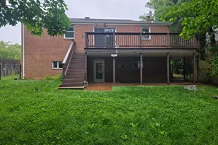 2911 Breezy Terrace, Alexandria, VA 22303 - Photo 38