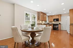 219 Apple Blossom Ct, Vienna, VA 22181 - Photo 14