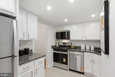 1540 Northgate Square #21B, Reston, VA 20190 - Photo 8