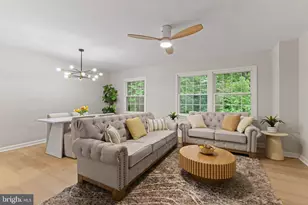 14841 Maidstone Ct, Centreville, VA 20120 - Photo 8