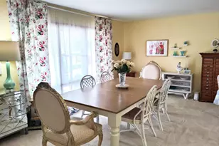 11106 Del Rio Dr, Fairfax, VA 22030 - Photo 2