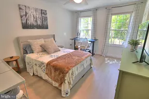 2220 Springwood Dr, Reston, VA 20191 - Photo 28