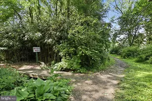 7257 McLean Commons Ln, McLean, VA 22101 - Photo 54
