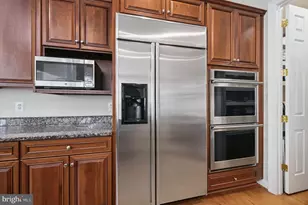 11693 Caris Glenne Dr, Herndon, VA 20170 - Photo 16