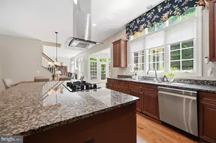 11693 Caris Glenne Dr, Herndon, VA 20170 - Photo 20