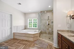 11693 Caris Glenne Dr, Herndon, VA 20170 - Photo 38