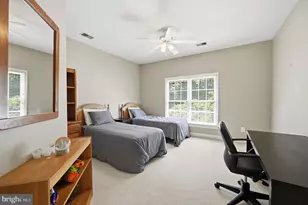 11693 Caris Glenne Dr, Herndon, VA 20170 - Photo 26