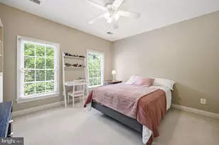 11693 Caris Glenne Dr, Herndon, VA 20170 - Photo 28