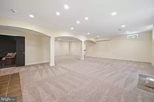 11693 Caris Glenne Dr, Herndon, VA 20170 - Photo 46
