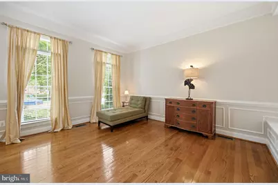 11693 Caris Glenne Drive, Herndon, VA 20170 - Photo 8