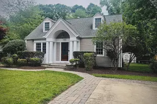 2833 Bolling Rd, Falls Church, VA 22042 - Photo 2
