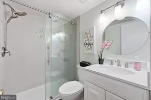4335 Americana Dr, Annandale, VA 22003 - Photo 14